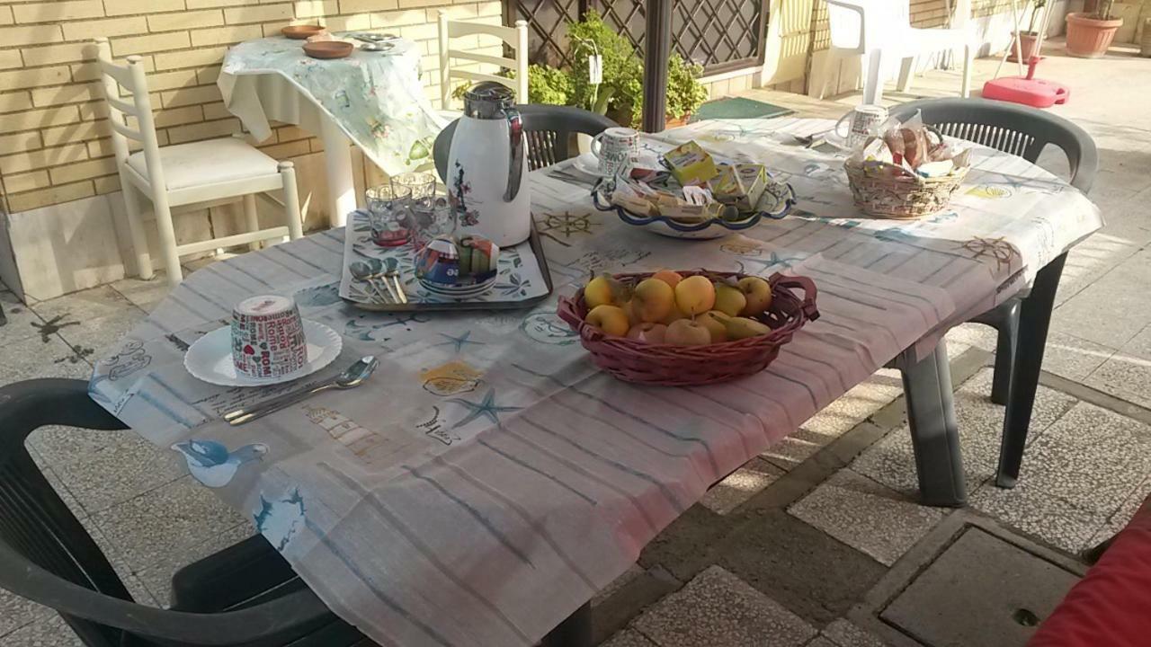 B&B Si Sta Bene Ostia Antica Eksteriør billede