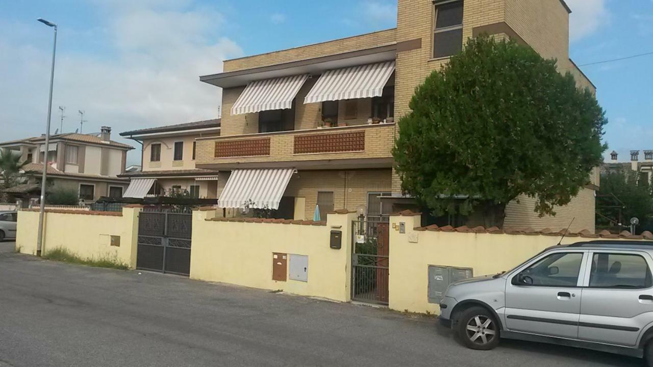 B&B Si Sta Bene Ostia Antica Eksteriør billede